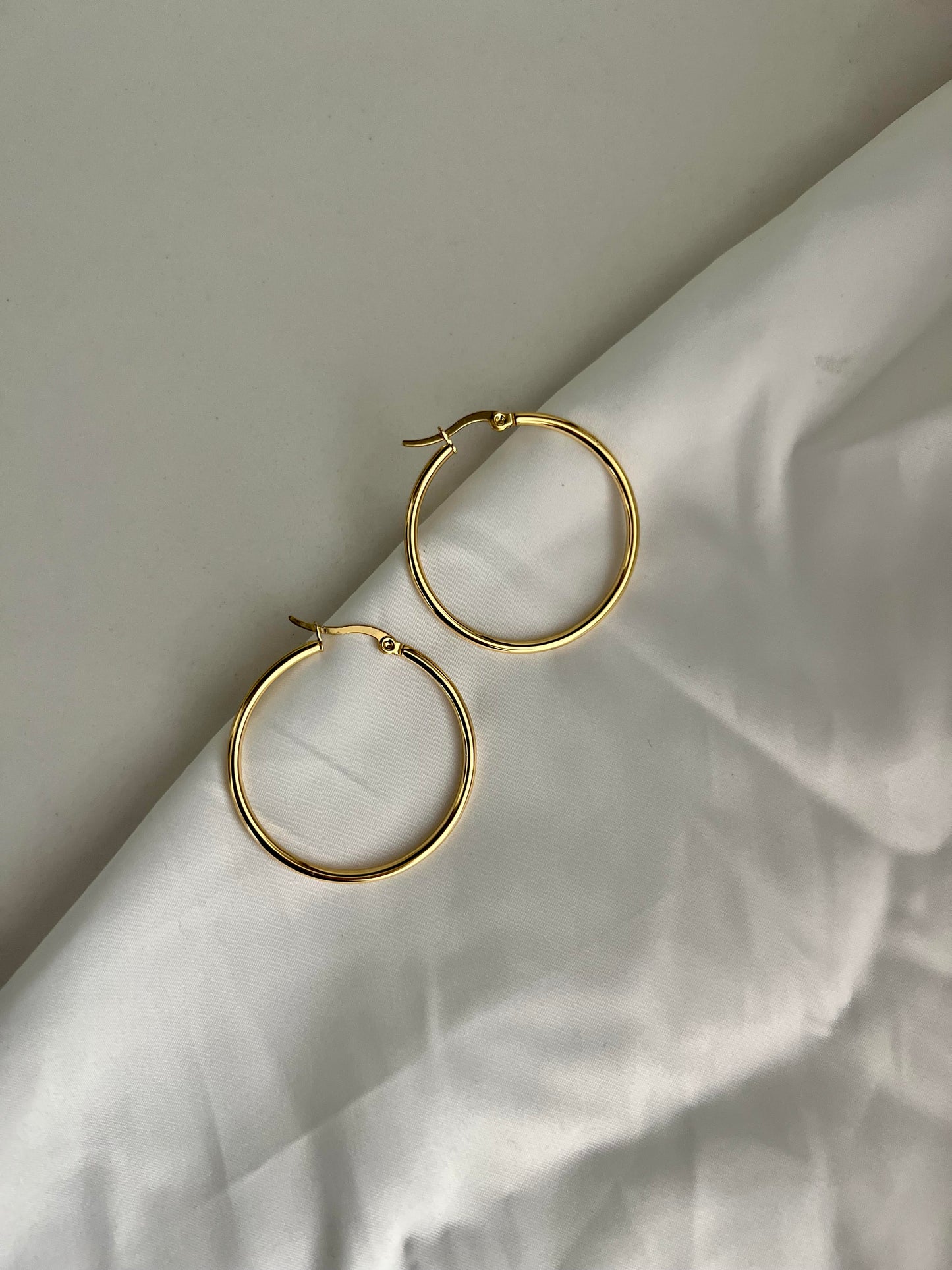 18K Gold Plated Staple Gold Hoop